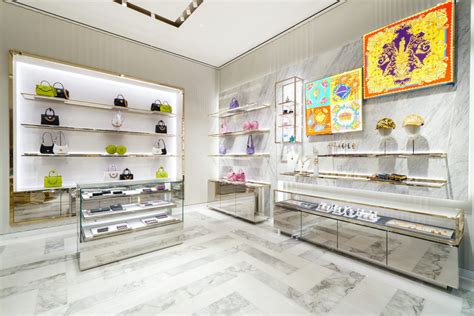 versace crockery in delhi|Versace New Delhi Emporio Mall.